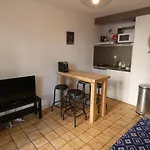 Charmant T2 Dans Le Tres Prise Quartier Beaurivage De Biarritz
