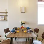 Charming 1Br Flat With Sea View At The Heart Of Biarritz - Welkeys
