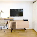 Helder Cozy Studio In Hyper-Center