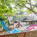 Le Doolie\'S Bnb - Cebu Private Room - Garden - Lounge
