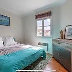 Exceptionnel 3 Pieces Art Deco En Dernier Etage Avec Garage Prive Centre Biarritz