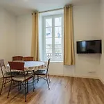 Appartement Renove Pour 4 Pers En Centre De Biarritz A 250M De La Plage - Fr-1-3-581