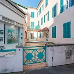 Appartement Moderne En Plein Centre Ville Et Proche De La Plage