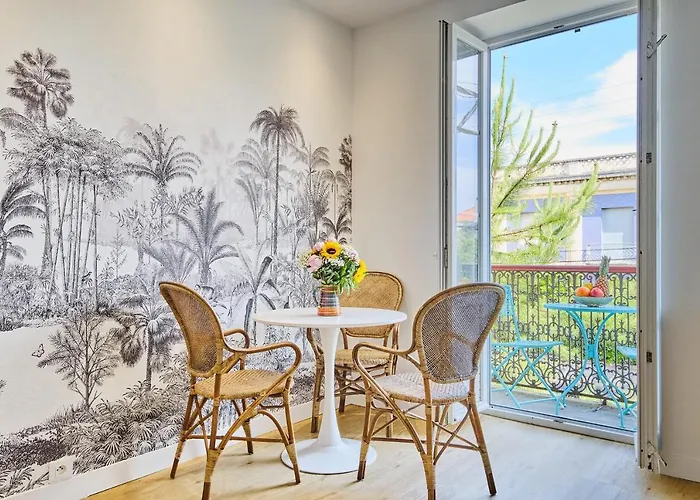 GuestReady - Cozy Apt near Côte des Basques w Parking!