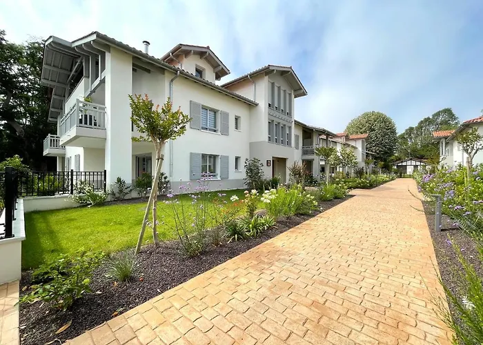 T3 4 étoiles - RESIDENCE COSSUE BIARRITZ PROCHE CENTRE