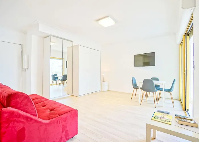 Studio Raphael-2 By Interhome