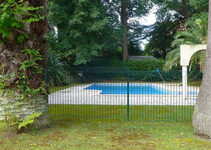 Les Fontaines Du Parc D\'Hiver