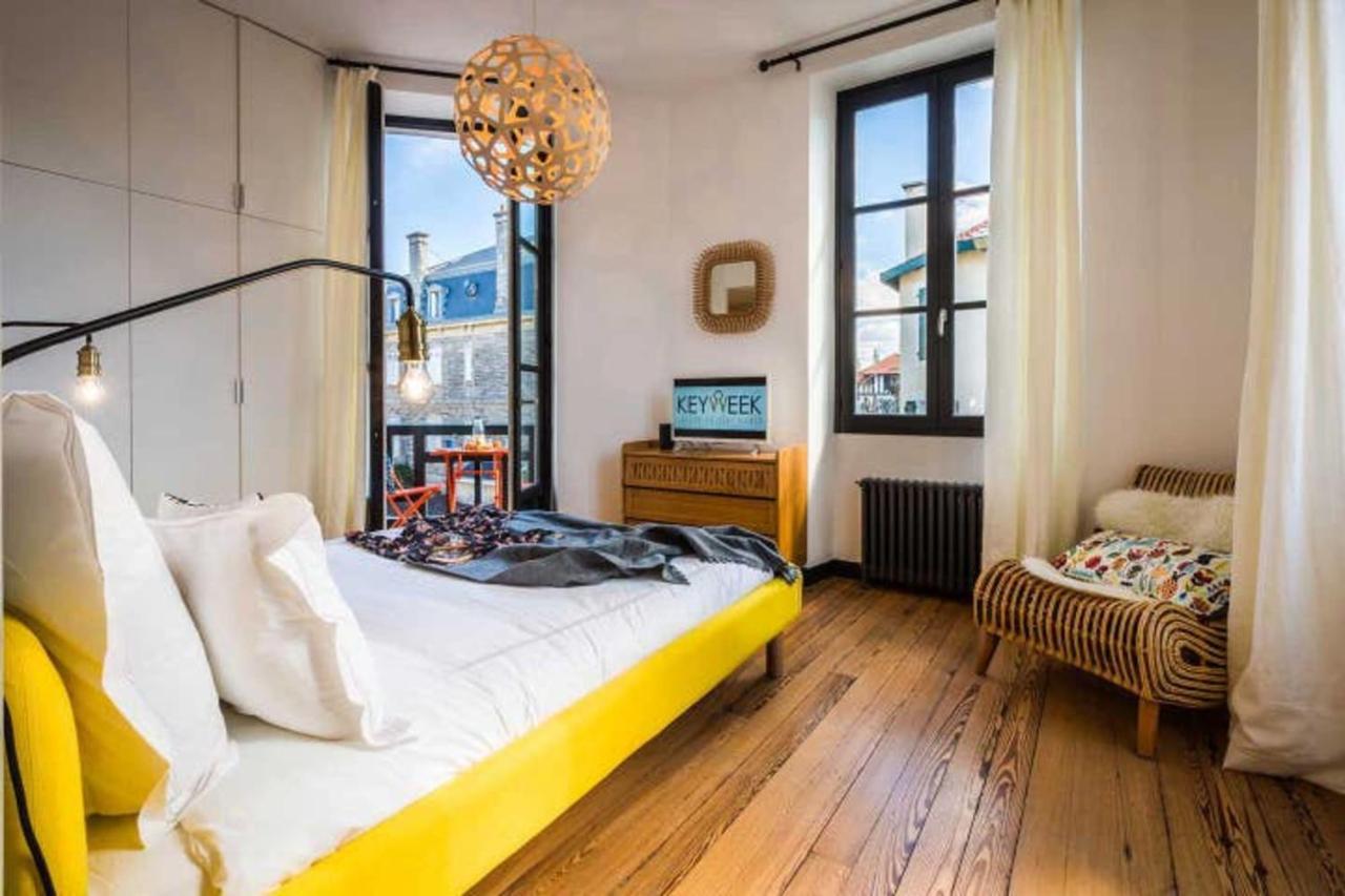 Apartment London Avenue Keyweek Center With Balcony And Parking Biarritz