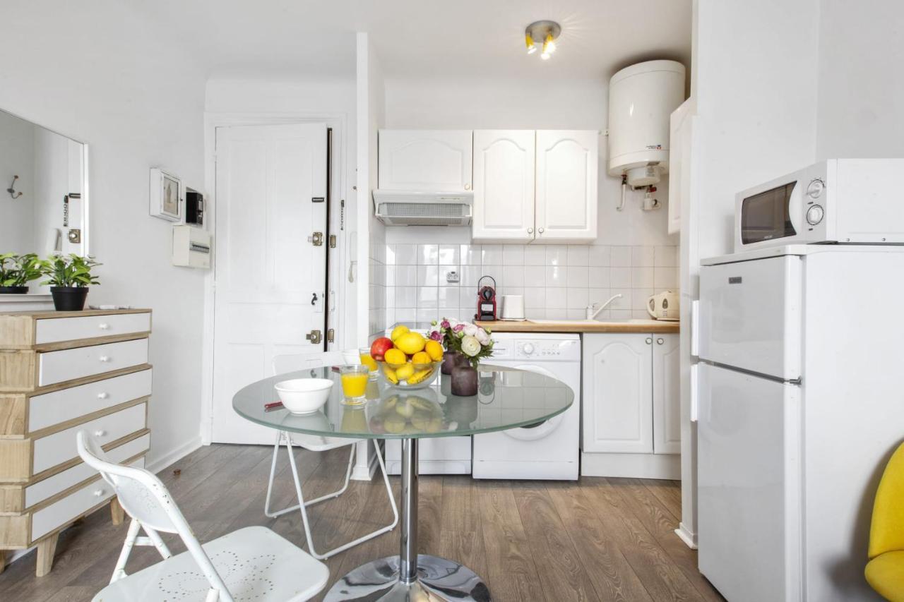 Charming Flat 4 Minutes From The Grande Plage Of Away - Welkeys Apartment