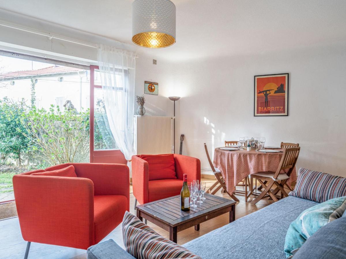 La Republique-1 By Interhome