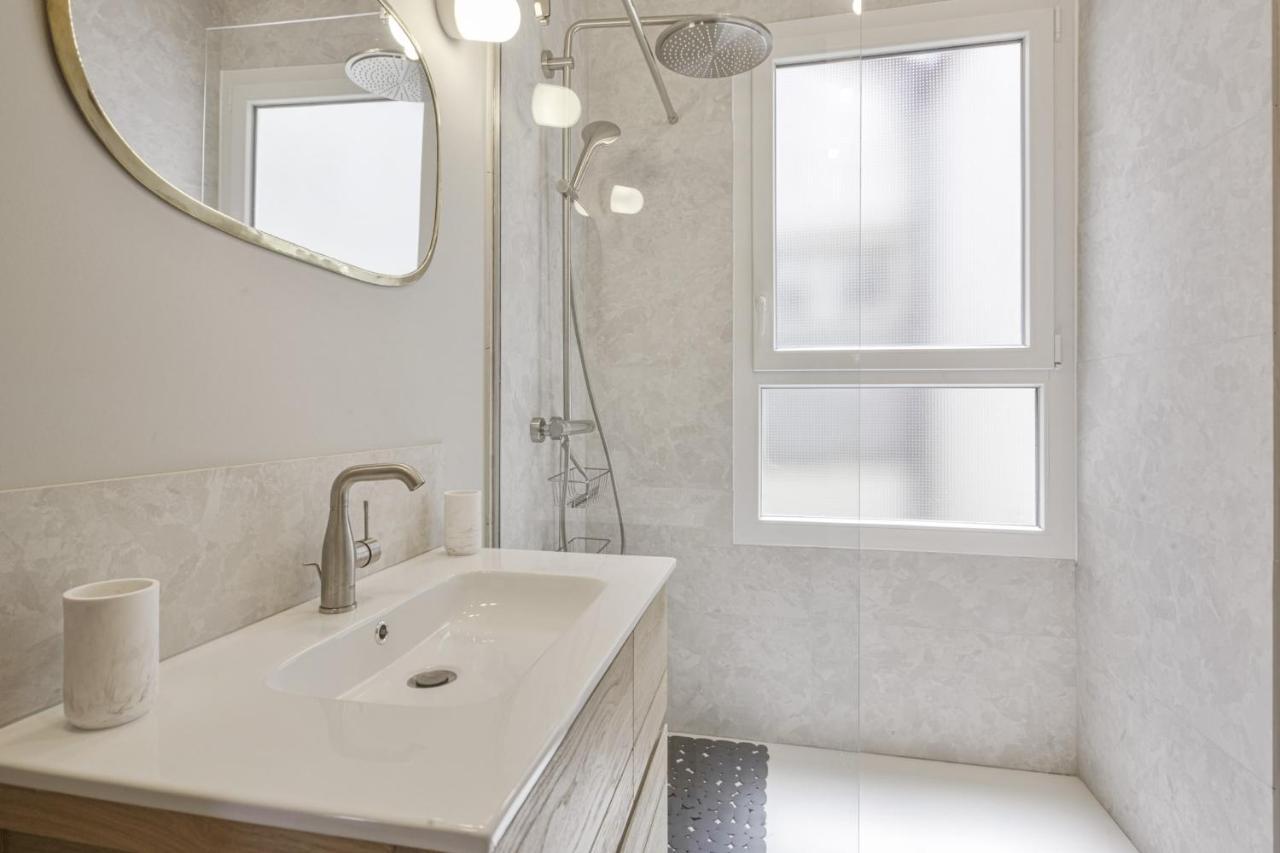 Charming 1br Flat With Sea View At The Heart Of - Welkeys Biarritz