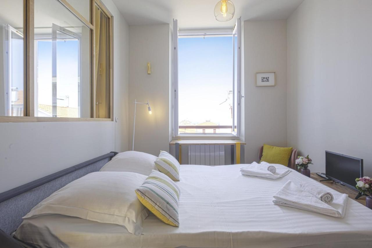 Charming 1br Flat With Sea View At The Heart Of - Welkeys Apartment *