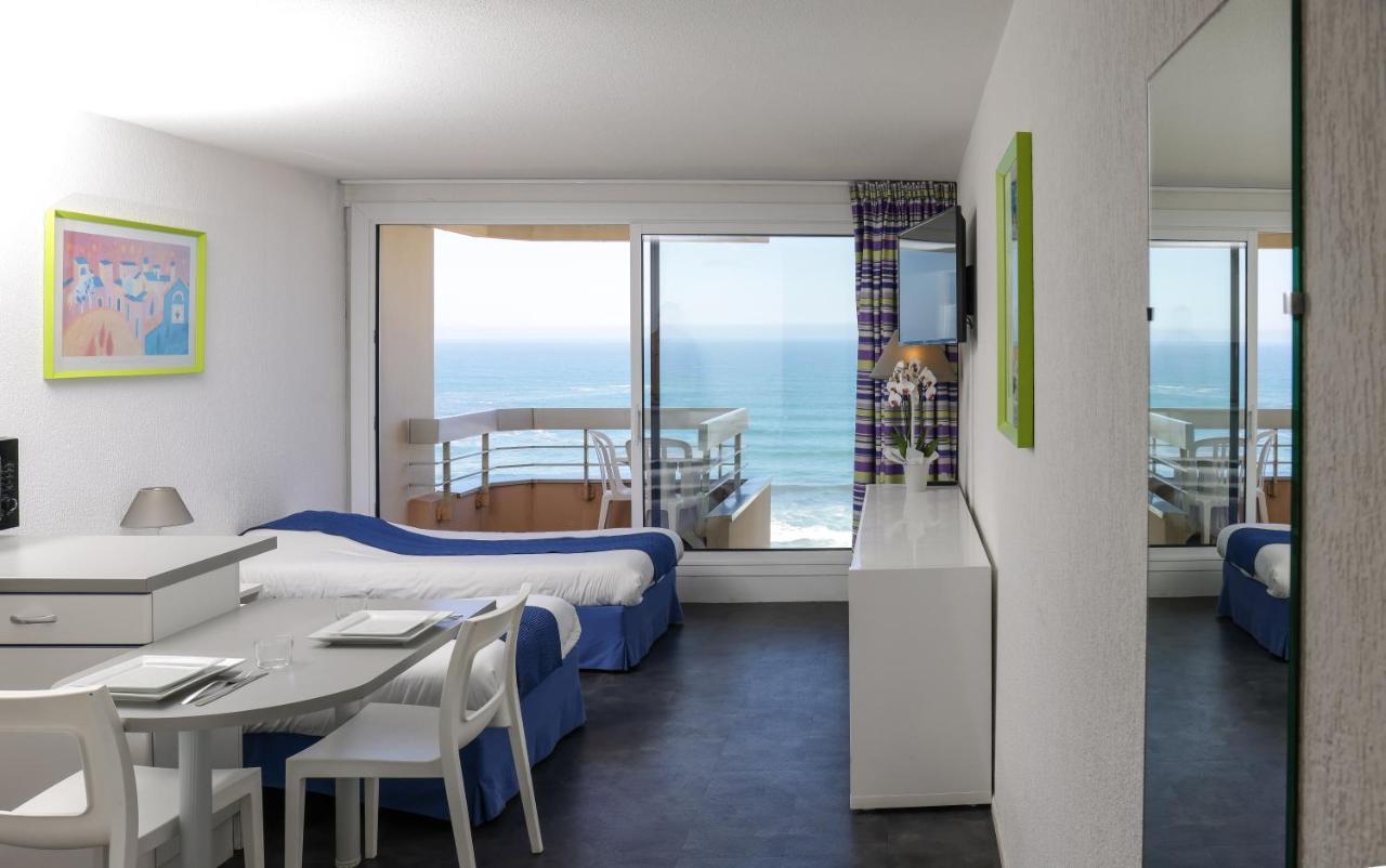 Aparthotel Victoria Surf 3*
