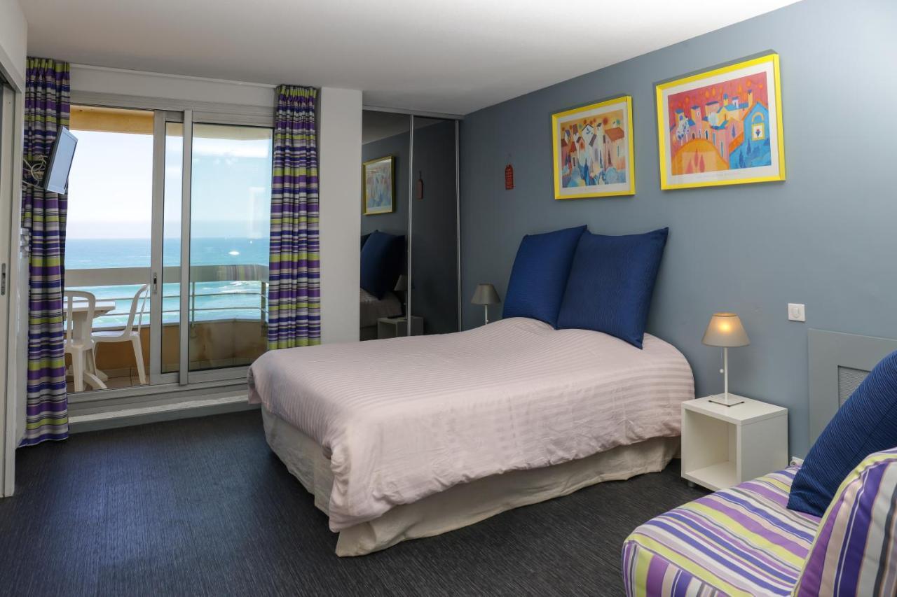Aparthotel Victoria Surf