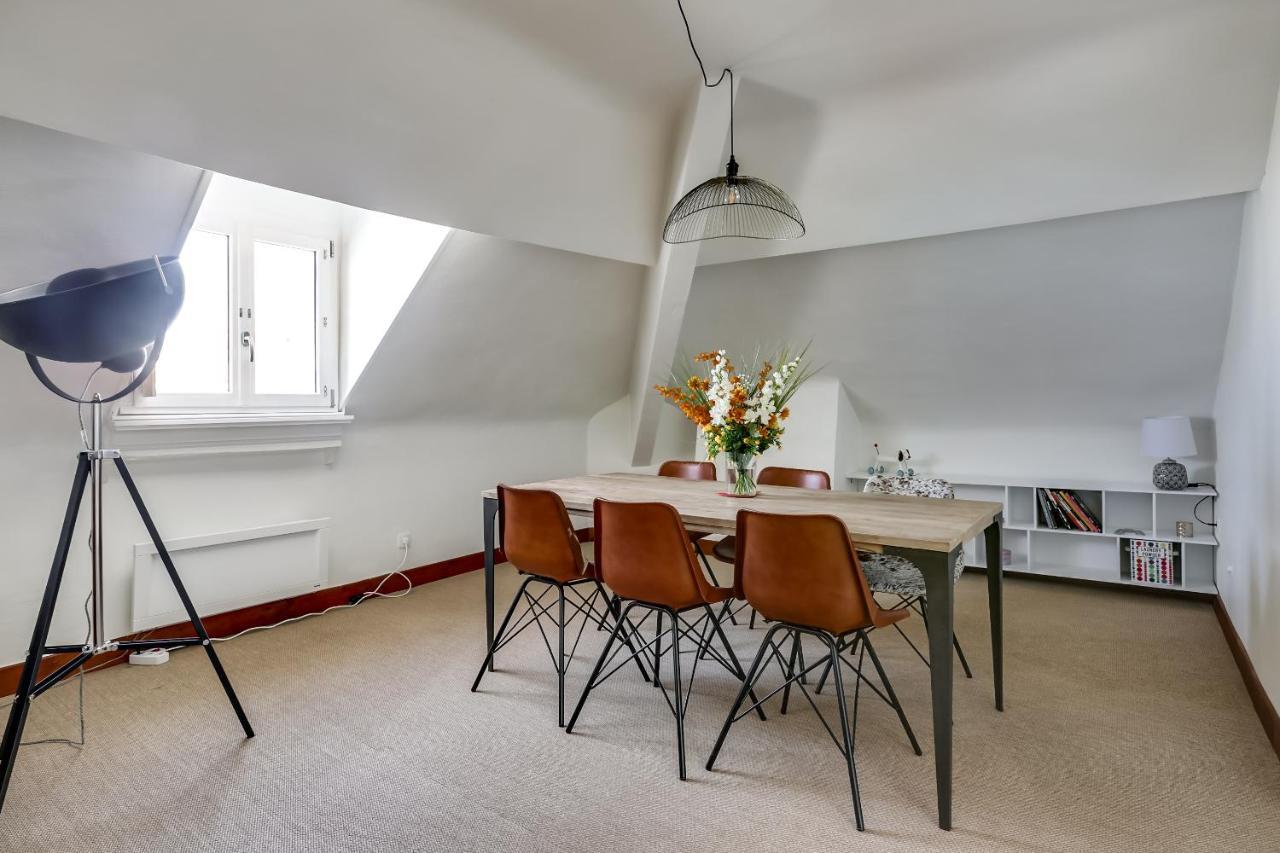 Magnifique Loft Au-Dessus De L'Ocean, Place De Parking Apartment