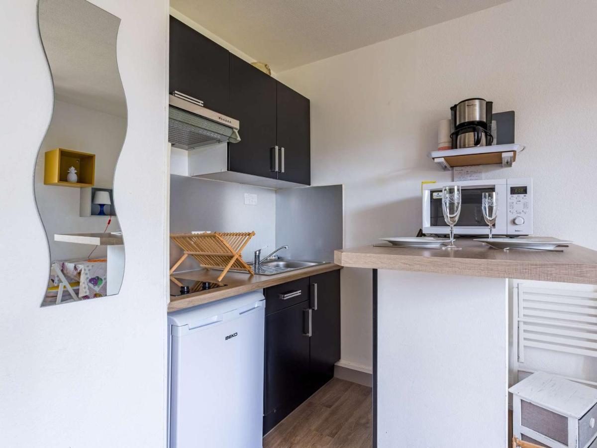 Studio Moderne 2* Avec Balcon, Parking, Wi-fi - Quartier Larochefoucauld A - Fr-1-3-487