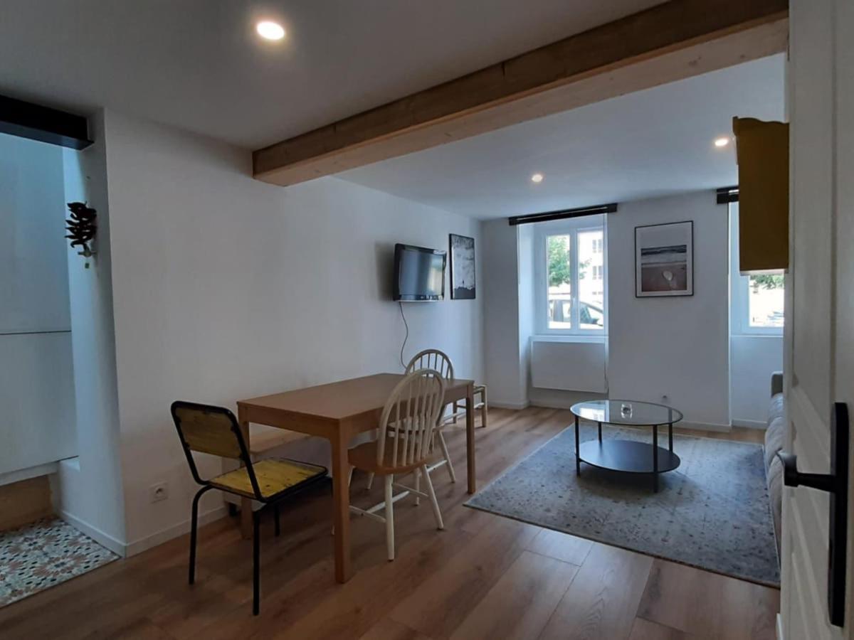 Cosy A Biarritz, Proche Des Halles Et Plages, Ideal Pour 2 Avec Wifi Inclus - Fr-1-239-853 Apartment *