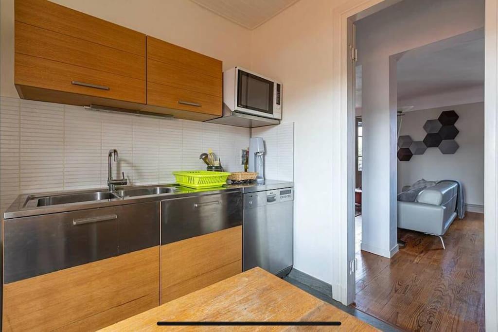 Exceptionnel 3 Pieces Art Deco En Dernier Etage Avec Garage Prive Centre Biarritz