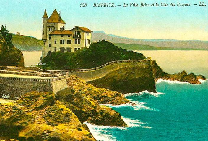 Apartment 200 Metres -cote Des Basques-,
