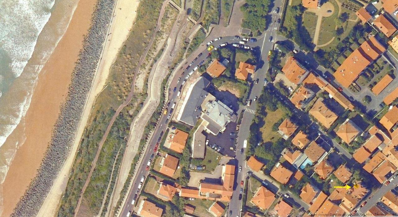 200 Metres -cote Des Basques-, Apartment