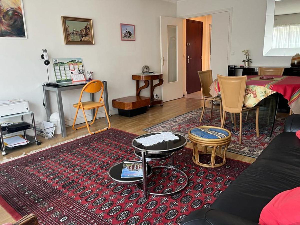 Appartement T4 Avec Parking, Balcon Et Proche Commerces A - Fr-1-239-921 Biarritz
