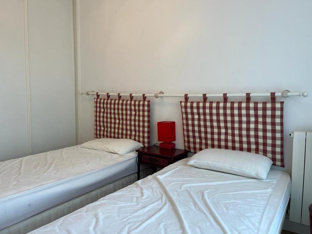 T4 Avec Parking, Balcon Et Proche Commerces A - Fr-1-239-921 *