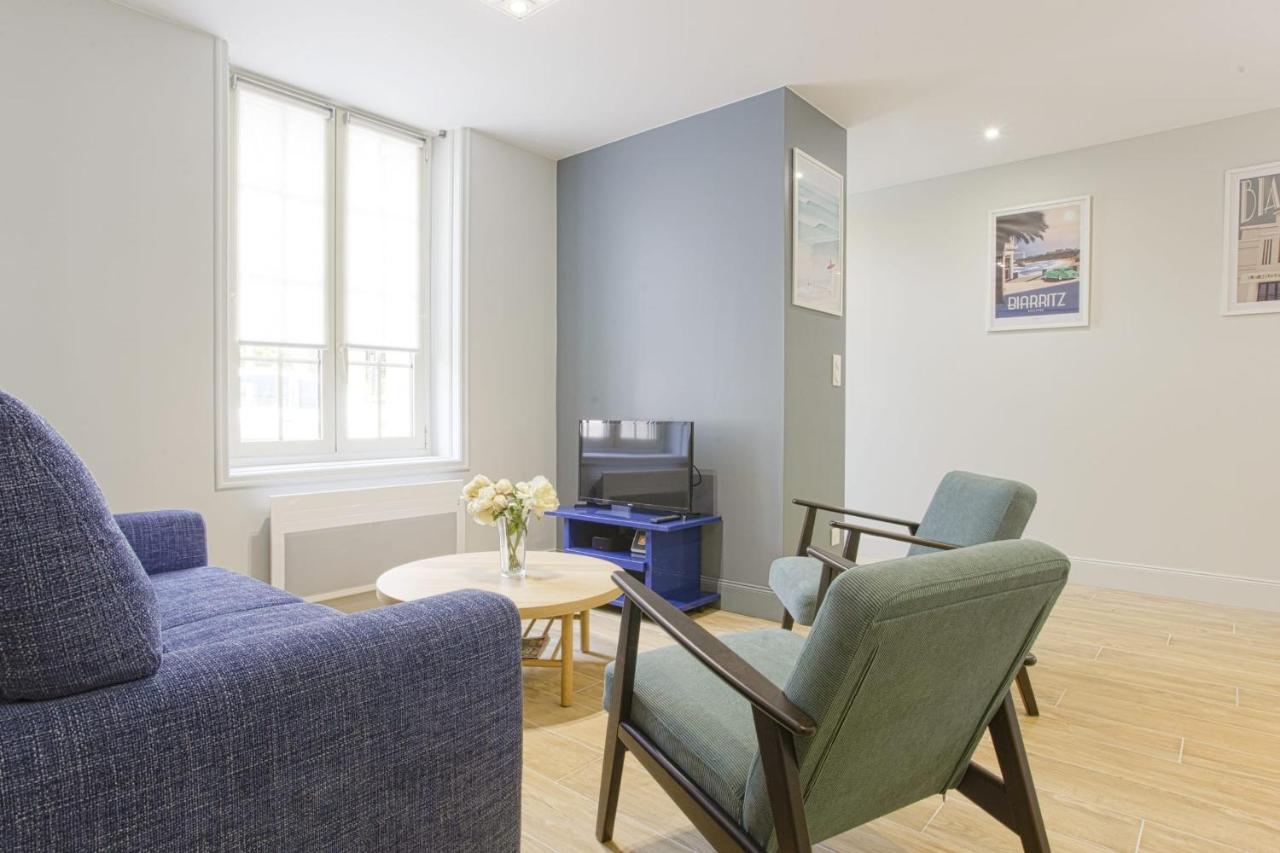 Frias - 3 Etoiles - Welkeys Apartamento Biarritz