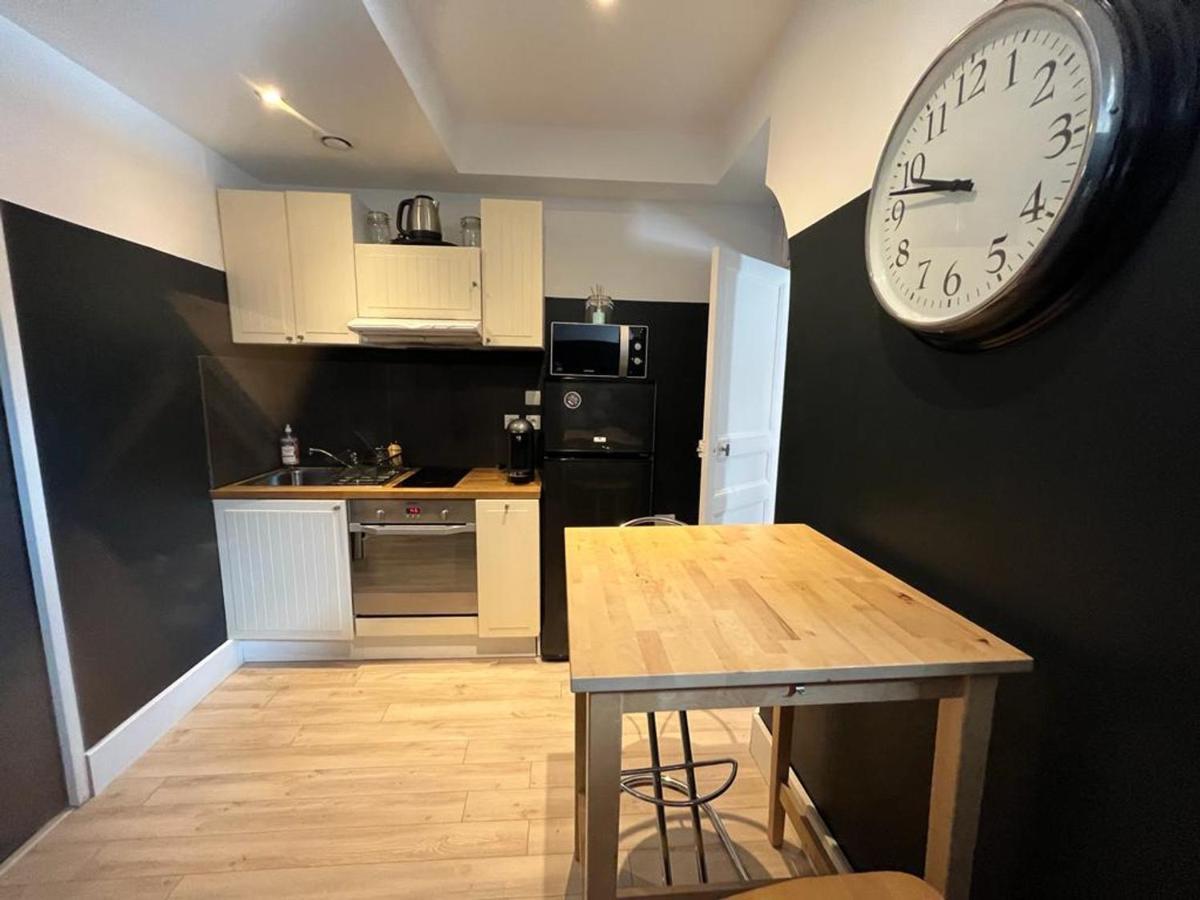 Apartment Cosy Avec Mezzanine En Plein Coeur De Biarritz, A 2 Pas De La - Fr-1-239-995 *