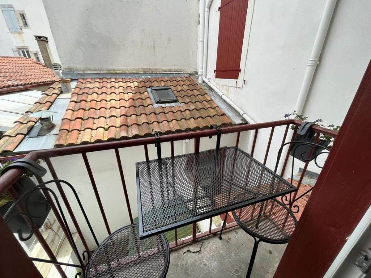 Cosy Avec Mezzanine En Plein Coeur De Biarritz, A 2 Pas De La - Fr-1-239-995 Apartment Biarritz