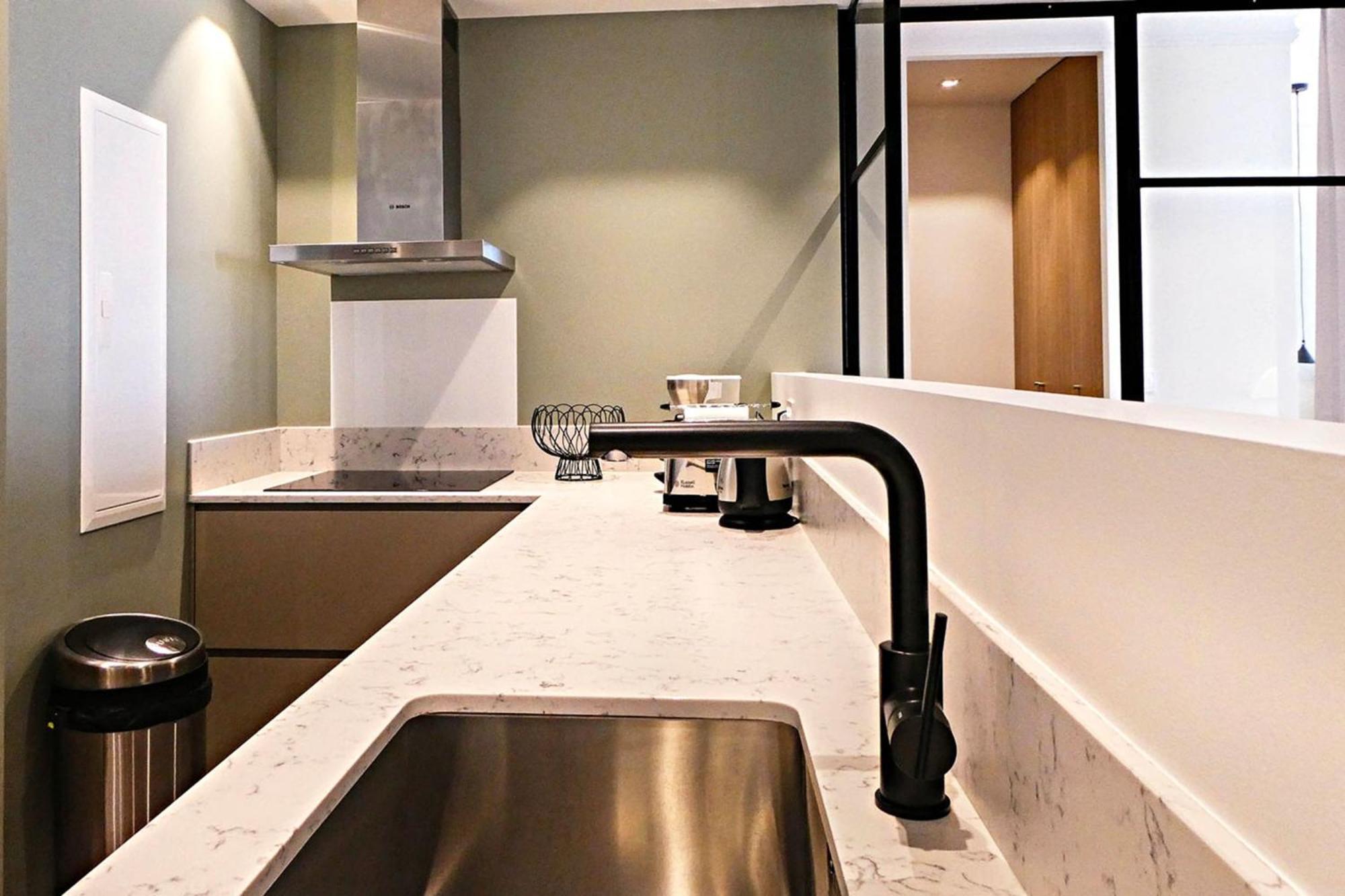 Beachview Keyweek Beachfront Renovated With Parking In