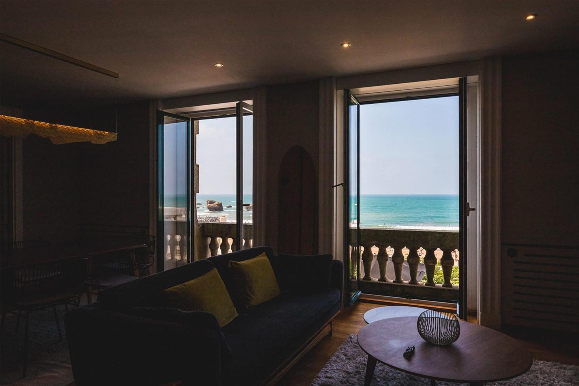 Horizon Keyweek Beachfront Duplex With Parking In Center * Biarritz