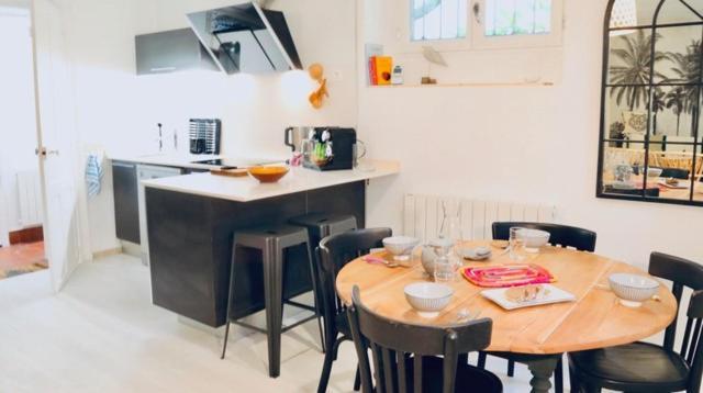 Cosy 4 Pers A 200 M Et Commerce La Cabane64 Apartment