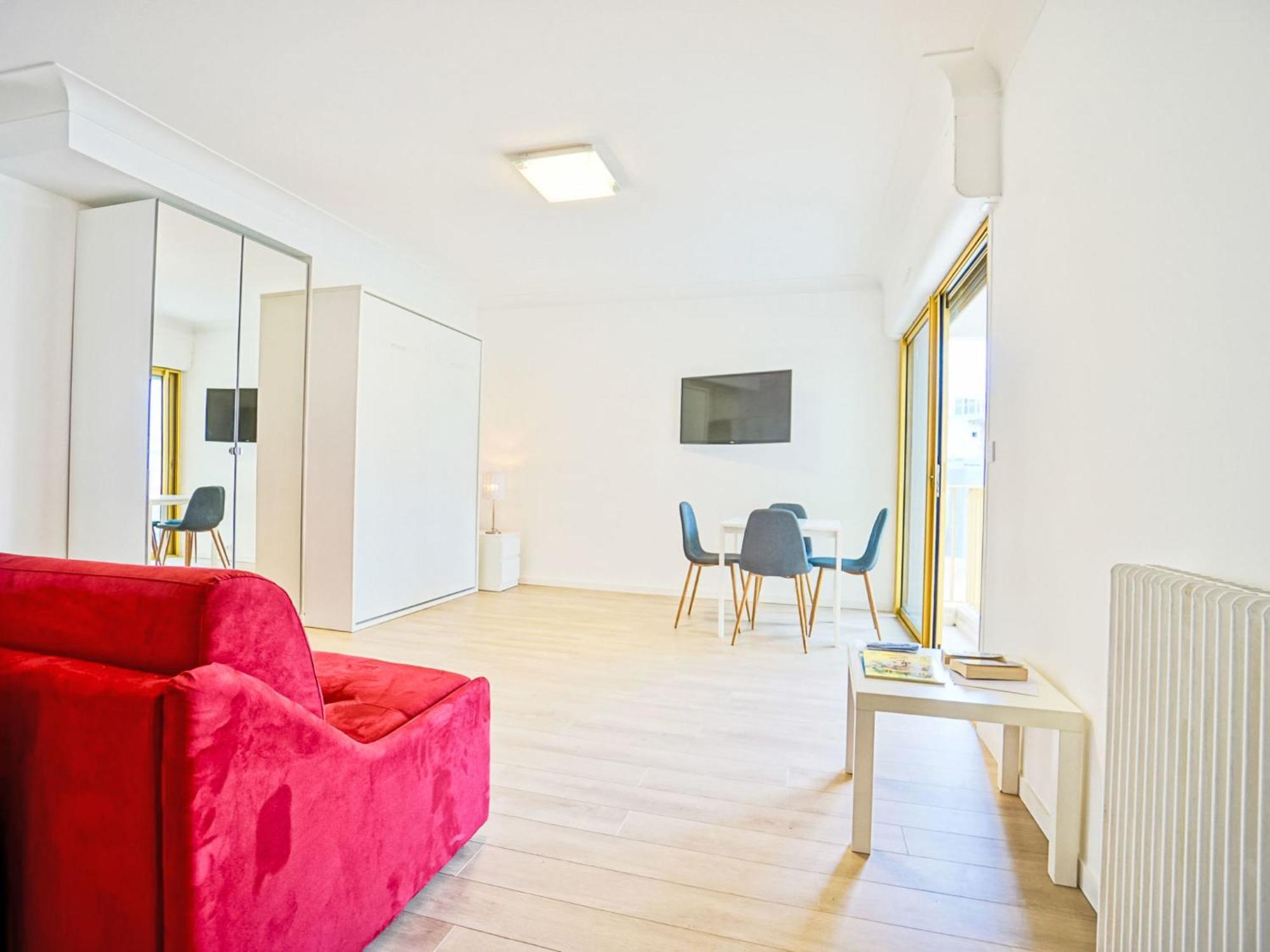 Raphael-2 By Interhome Biarritz