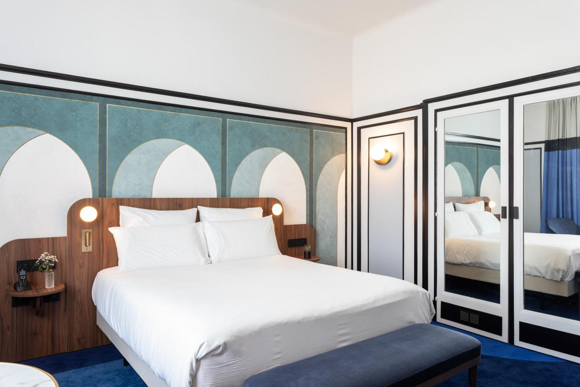 Plaza - Handwritten Collection Hotel 4*