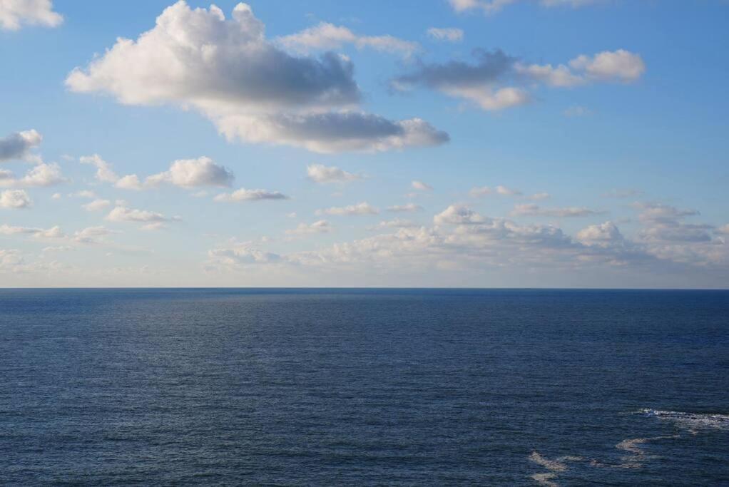 Apartamento Amazing Cosy With Ocean View & Pool