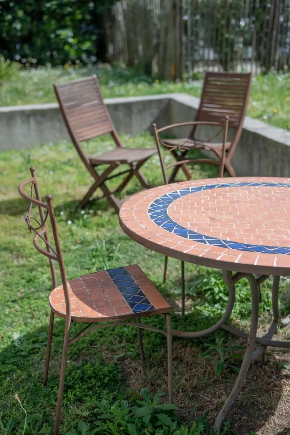 Apartment Nouveau, Tres Bel Avec Jardin