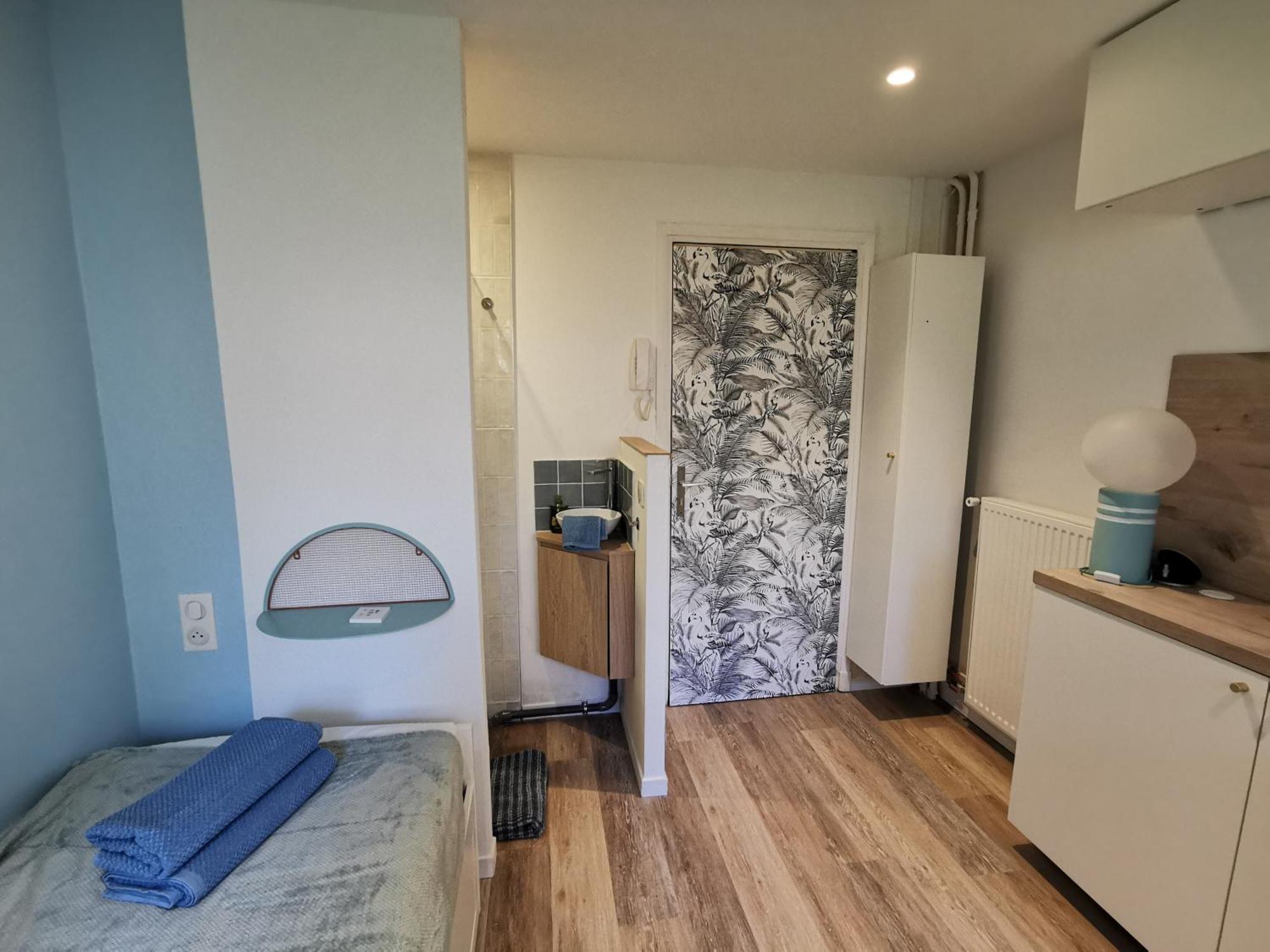 Studette Jole - Apartment *