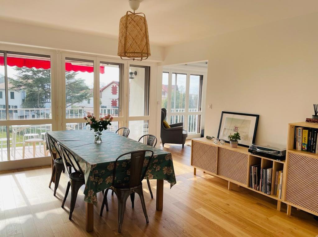 3 Chambres, Tres Lumineux, Plages Et Centre A Pied * Biarritz