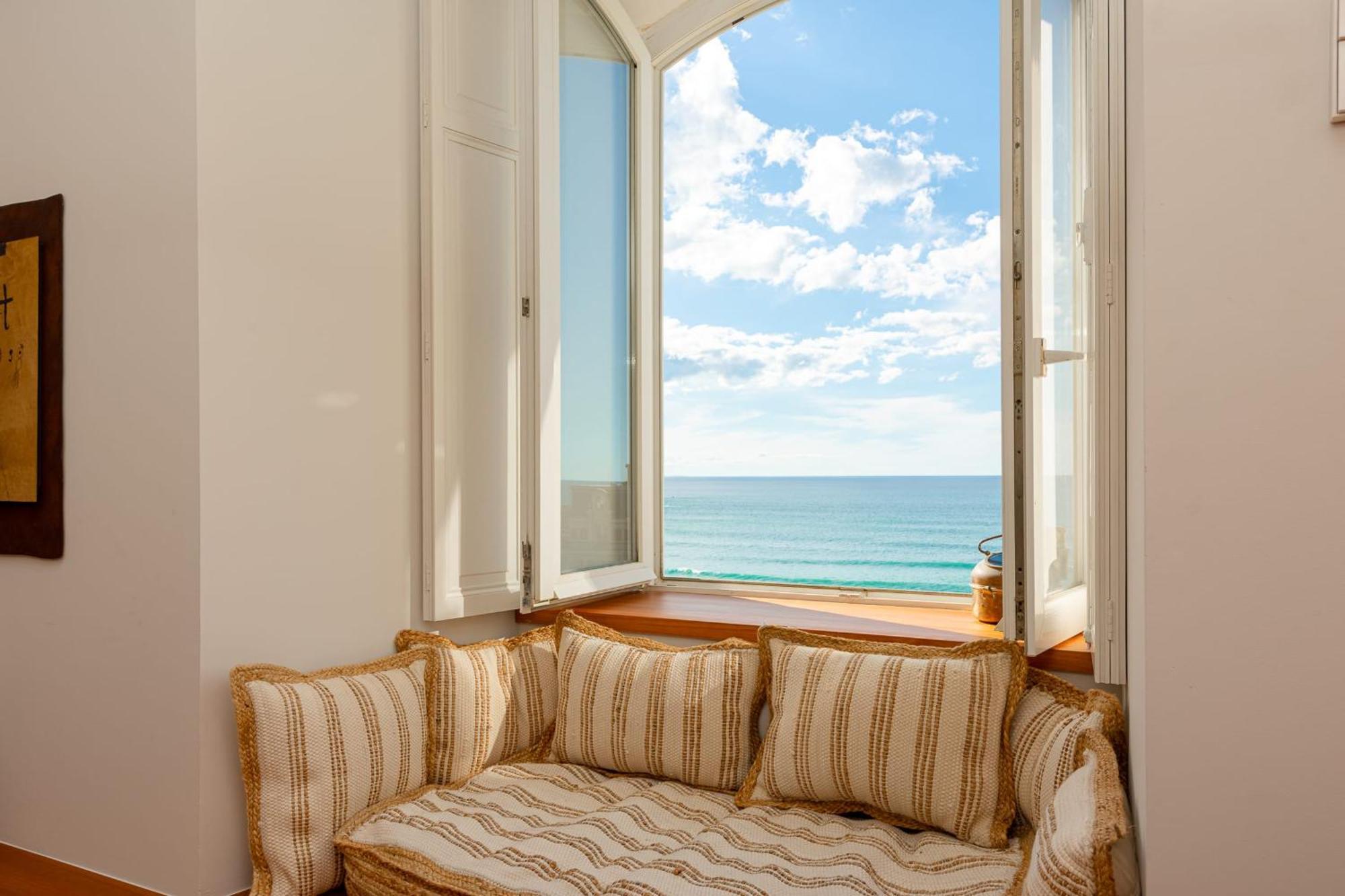 Eugenie - With Balcony And Sea View And Du Palais In