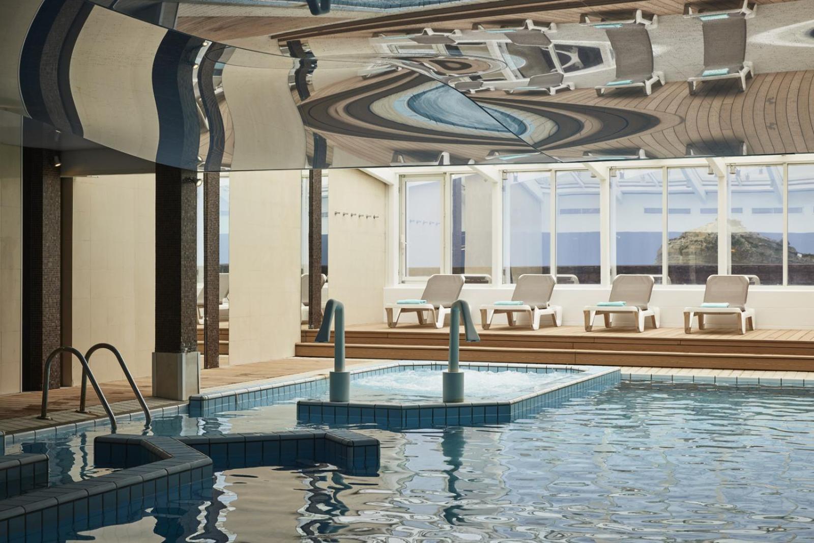 Front De - Luxe Apartment *