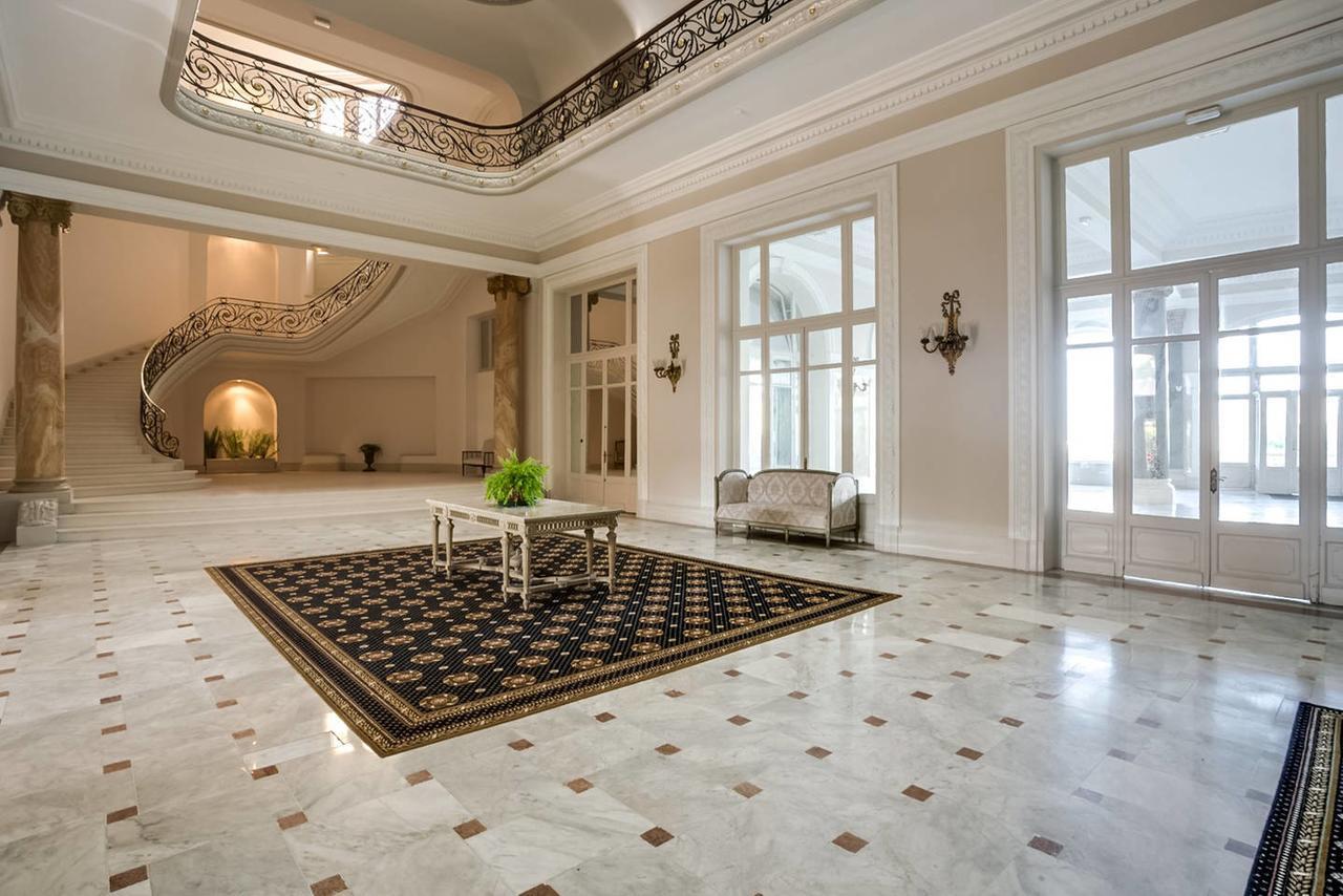 Luckey Homes - Avenue De La Reine Victoria