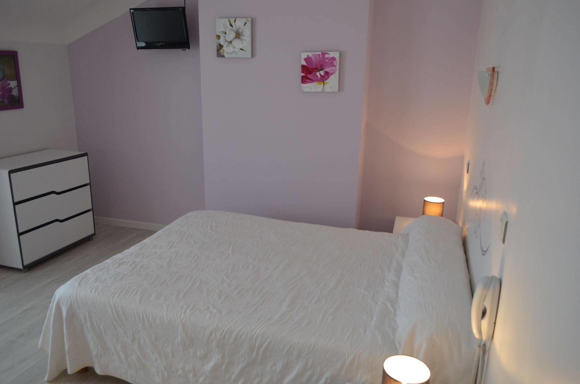 Gardenia Hotel 2*