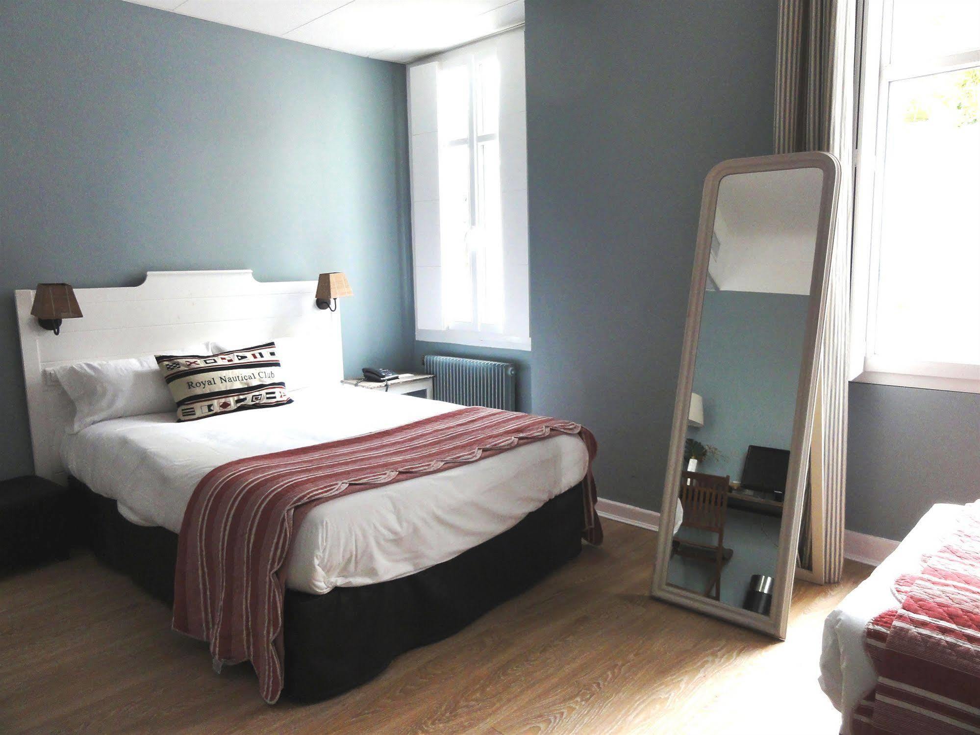 Hotel De L'ocean 3*
