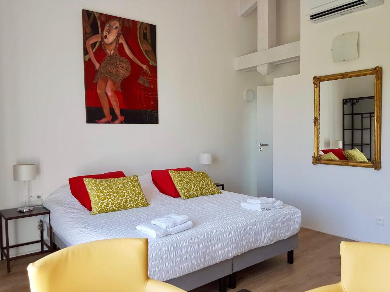 La Maison De La Cote Bed & Breakfast *