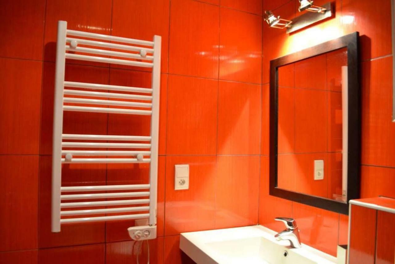 Gascogne, Confortable- Centre-ville- 5 Min De La - Wifi *