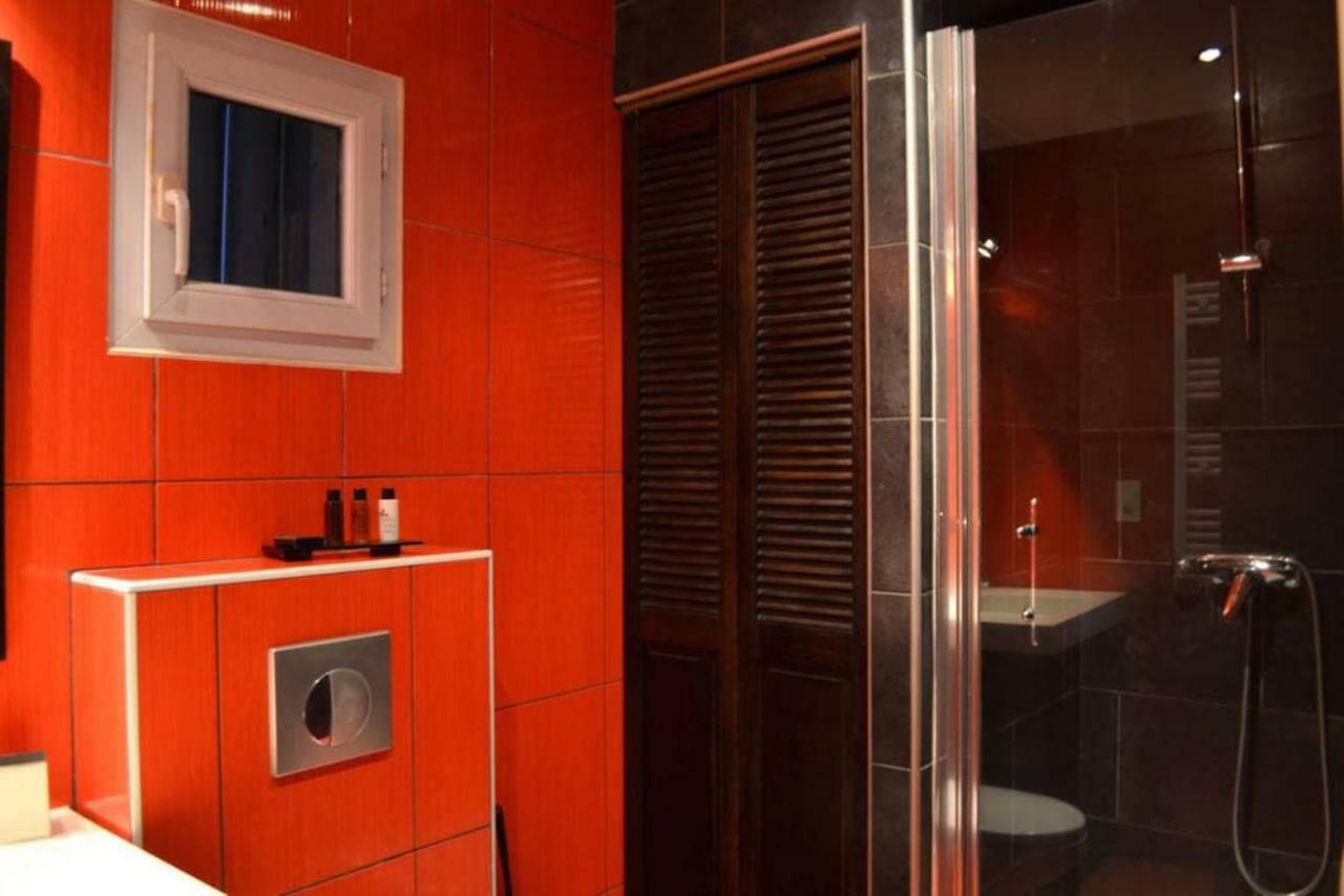 Gascogne, Confortable- Centre-ville- 5 Min De La - Wifi Apartment *