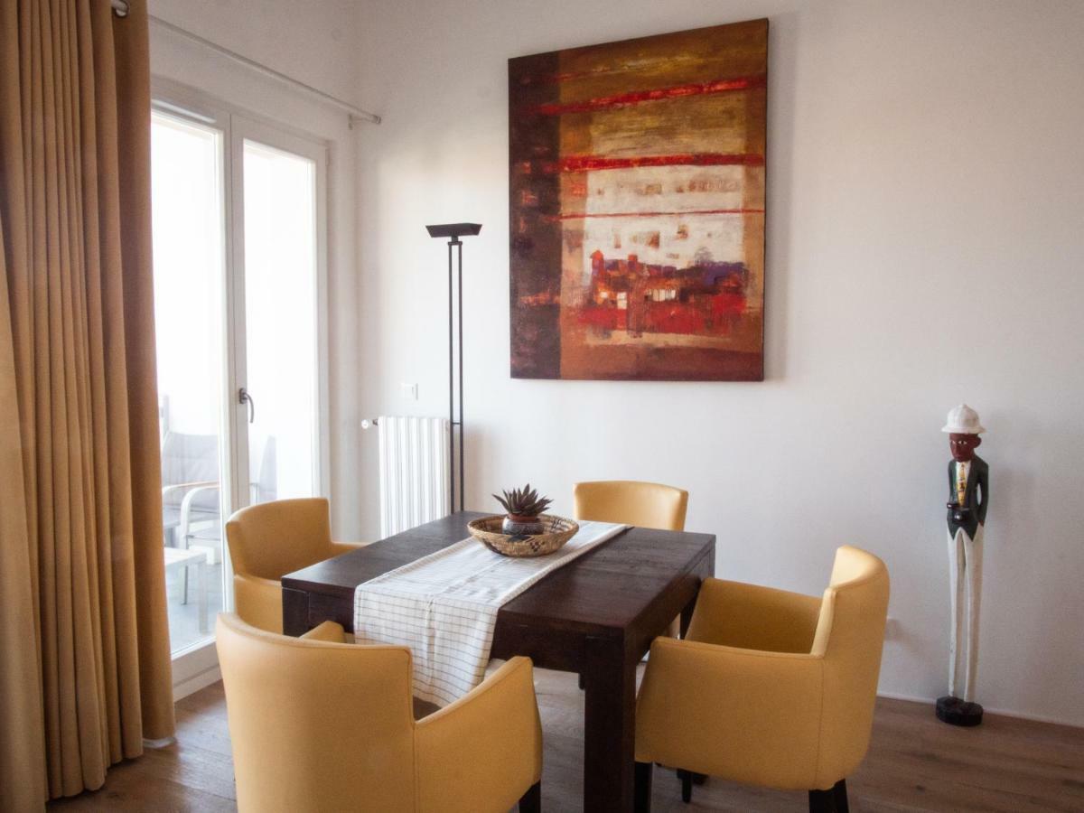 La Maison De La Cote Bed & Breakfast *