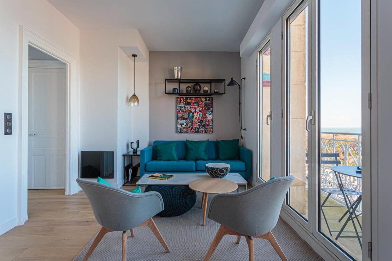 Altaya With Balcony And Sea View In * Biarritz