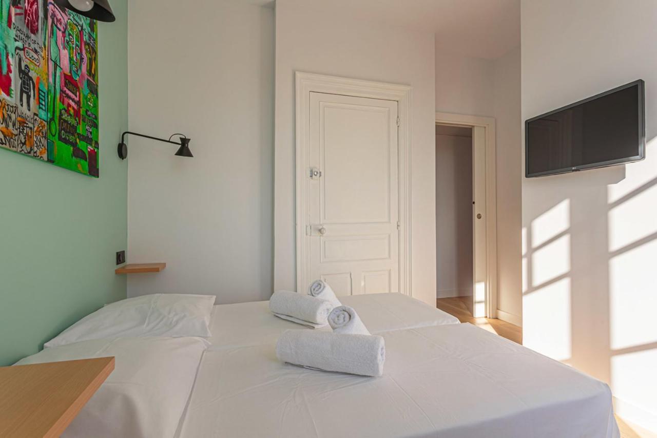 Apartment Altaya With Balcony And Sea View In *