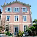 Gambetta Stylish 2 Bedrooms Apartment - Between Beach & Fresh Market